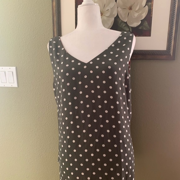 Beautiful floral and Polka dot two ways top - Picture 1 of 2